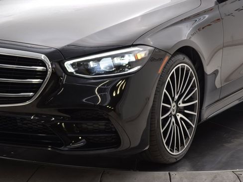Used 2022 Mercedes-Benz S 500 4MATIC image 11