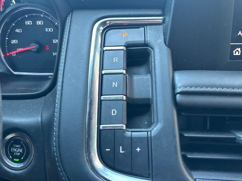 Used 2023 Chevrolet Tahoe LS RWD image 17