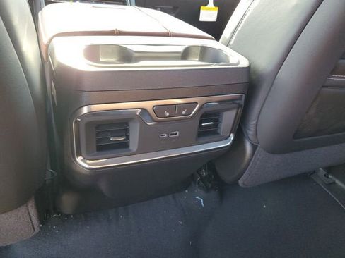 New 2026 GMC Sierra 2500 Denali Ultimate w/ Max Trailering Package AWD/4WD image 17