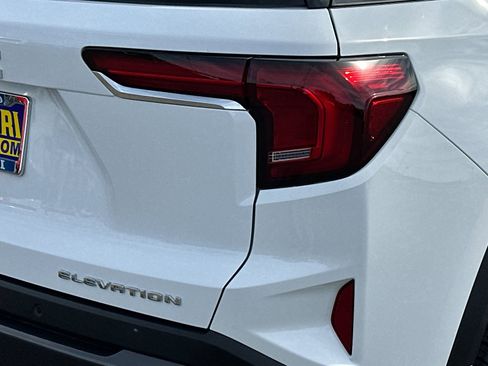 Used 2026 GMC Terrain Elevation image 26