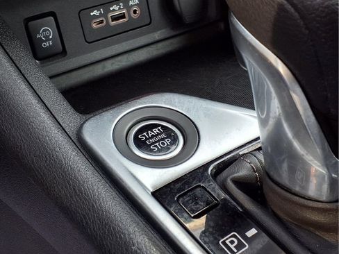 Used 2025 Nissan Sentra SV w/ All-Weather Package FWD image 15