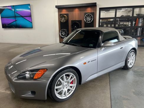Used 2001 Honda S2000 image 4