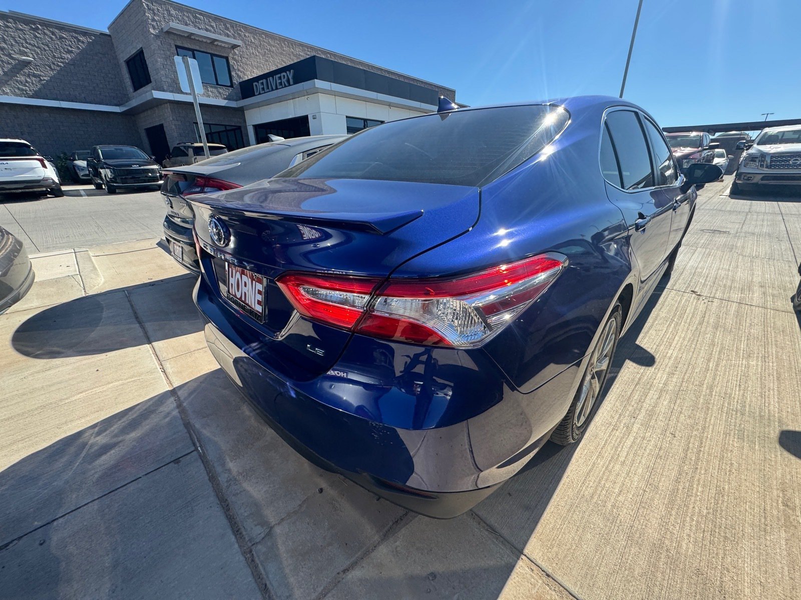 Used 2018 Toyota Camry LE w/ Audio Package FWD image 4