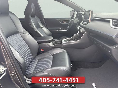 Used 2019 Toyota RAV4 XSE AWD/4WD image 14