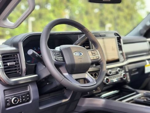 New 2026 Ford F250 Lariat w/ Black Appearance Package AWD/4WD image 19
