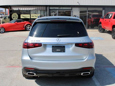 Used 2026 Mercedes-Benz GLS 450 4MATIC image 5