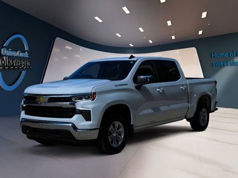 Used 2025 Chevrolet Silverado 1500 LT image 8