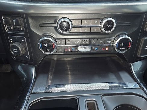 Used 2021 Ford F150 Lariat w/ Equipment Group 502A High image 13