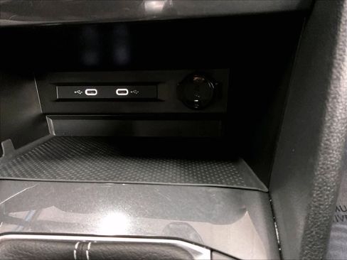 Used 2024 Volkswagen Tiguan S FWD image 36