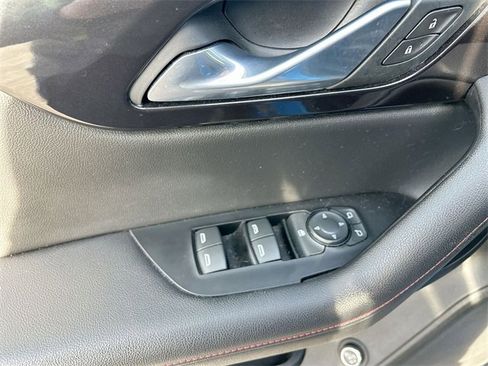 Used 2020 Chevrolet Blazer RS image 17