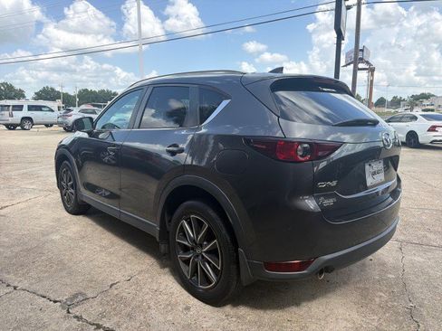 Used 2018 MAZDA CX-5 Touring w/ Preferred Equipment Package FWD image 6