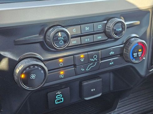 Used 2024 Ford F250 XL w/ XL Chrome Package image 27