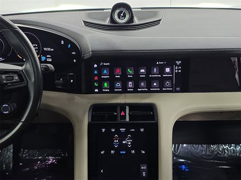 Certified 2021 Porsche Taycan 4S image 16