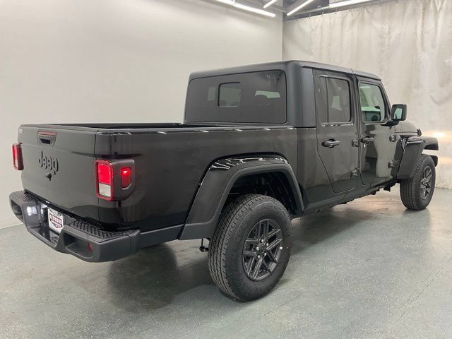 New 2026 Jeep Gladiator Sport AWD/4WD image 7