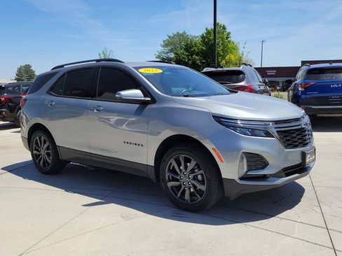 Used 2023 Chevrolet Equinox RS AWD/4WD image 7