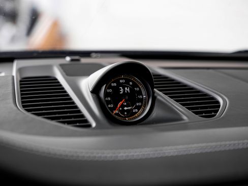 Used 2019 Porsche 911 GT3 RS image 12