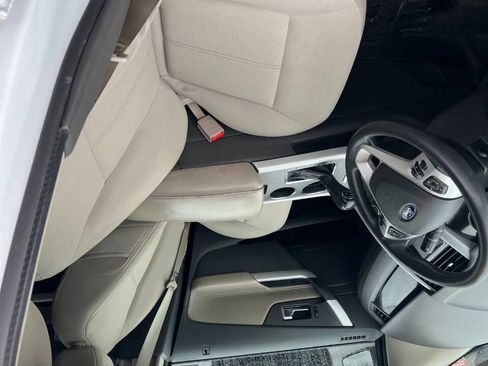 Used 2014 Ford Edge SE w/ Equipment Group 101A FWD image 3
