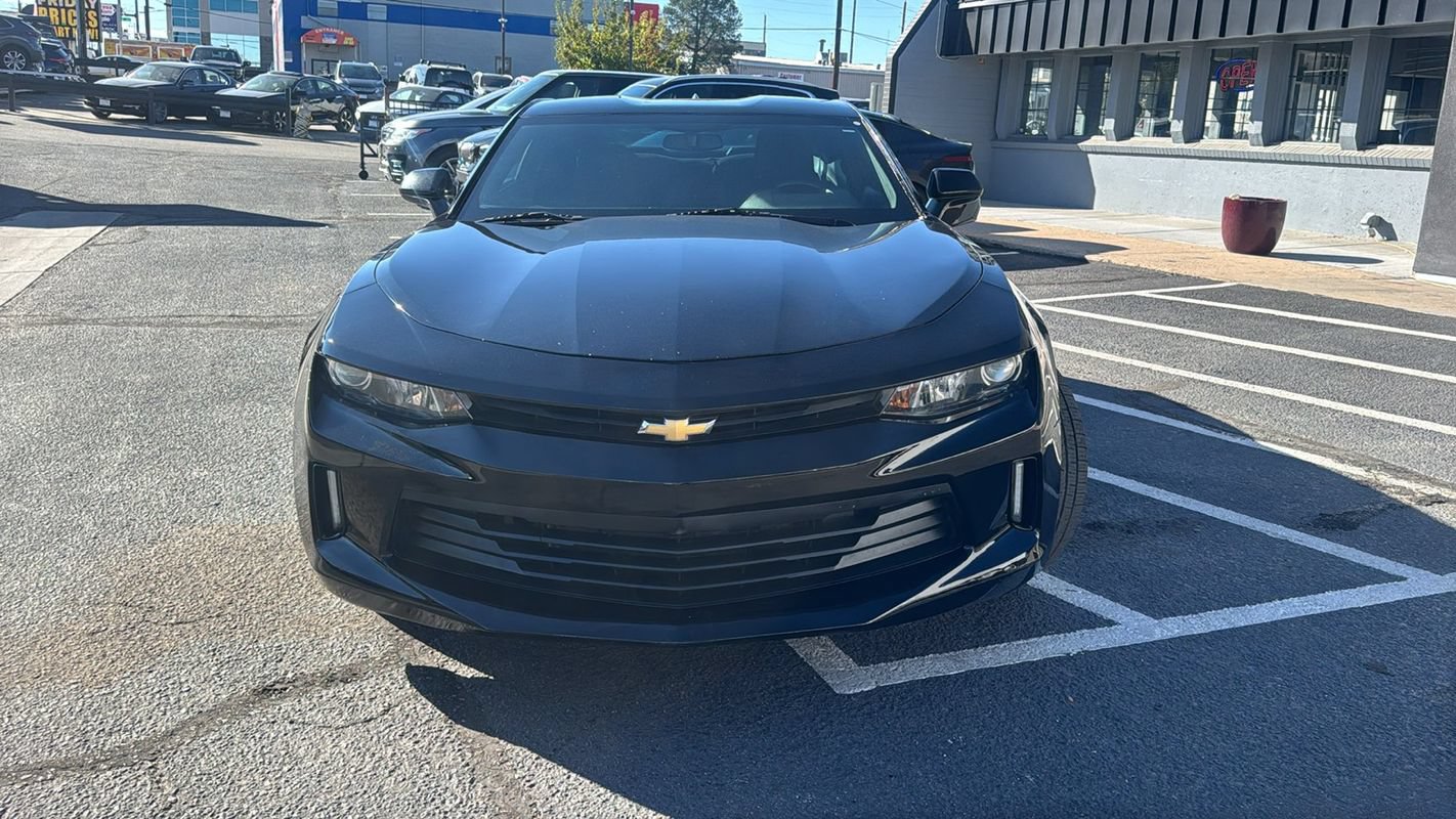Used 2016 Chevrolet Camaro LT RWD image 8