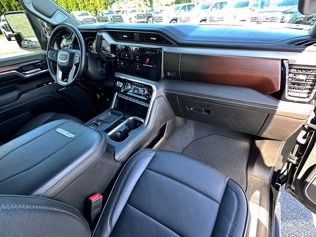 Certified 2024 GMC Sierra 2500 Denali w/ Denali Reserve Package AWD/4WD image 14