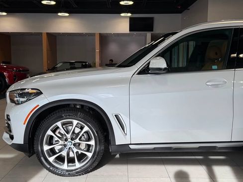 Used 2019 BMW X5 xDrive40i w/ Convenience Package AWD/4WD image 8