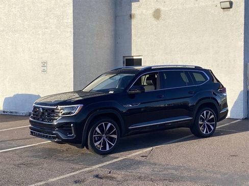 New 2026 Volkswagen Atlas SEL Premium R-Line image 3