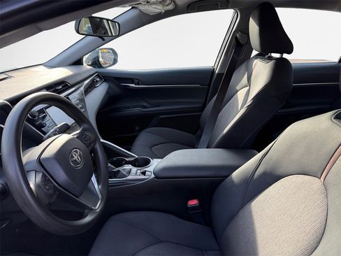 Certified 2020 Toyota Camry LE image 12