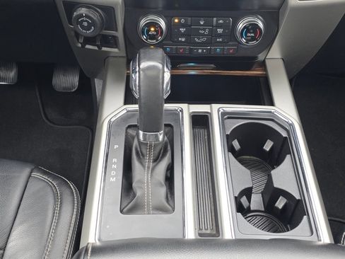 Used 2020 Ford F150 Lariat w/ Equipment Group 502A Luxury image 18