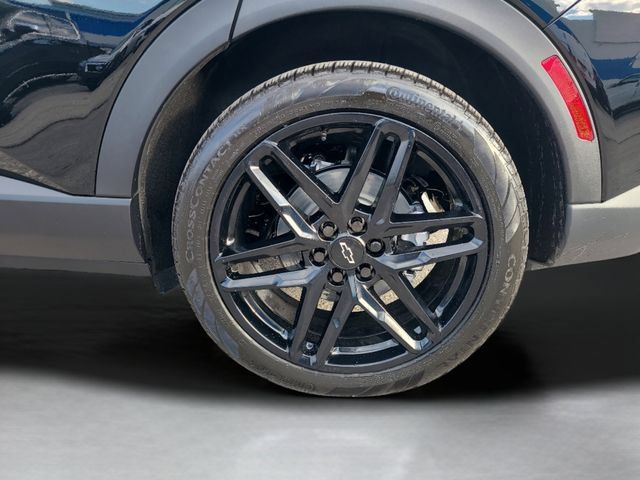 New 2026 Chevrolet Equinox EV LT w/ LPO, Blackout Package FWD image 34
