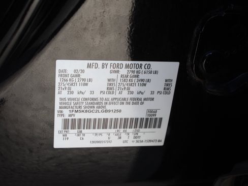 Used 2020 Ford Explorer ST w/ ST Street Pack image 11