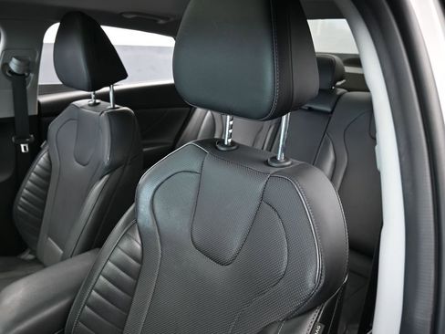 Used 2023 Hyundai Elantra Limited w/ Cargo Package image 48