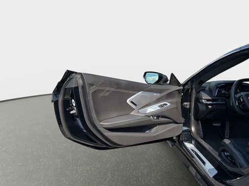 Used 2024 Chevrolet Corvette Stingray Premium Cpe w/ Z51 Performance Package RWD image 25