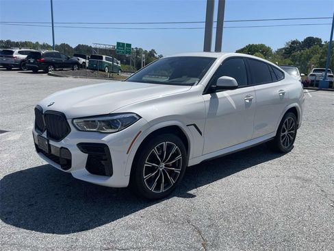 Used 2022 BMW X6 xDrive40i w/ Executive Package image 7