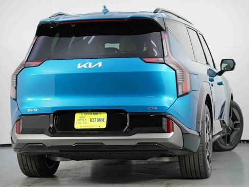 Used 2025 Kia EV9 GT-Line image 5