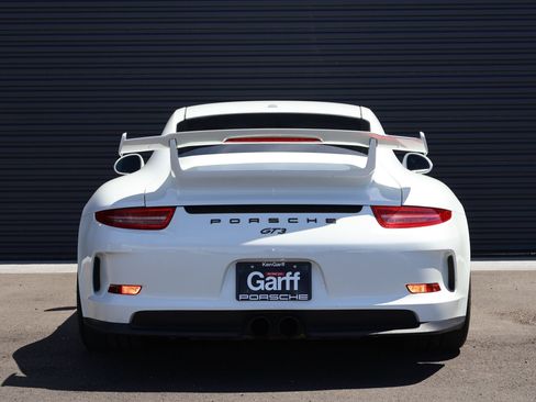 Used 2014 Porsche 911 GT3 RWD image 10