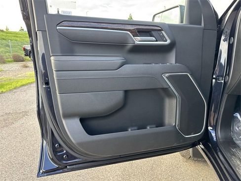 New 2026 GMC Sierra 1500 Elevation image 19