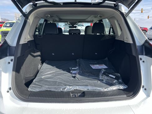 New 2026 Nissan Rogue SV image 5