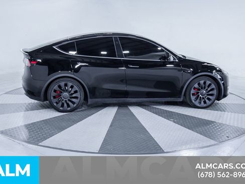 Used 2023 Tesla Model Y Performance image 11
