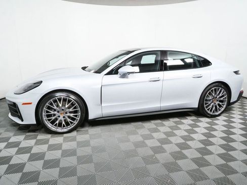 New 2026 Porsche Panamera image 2
