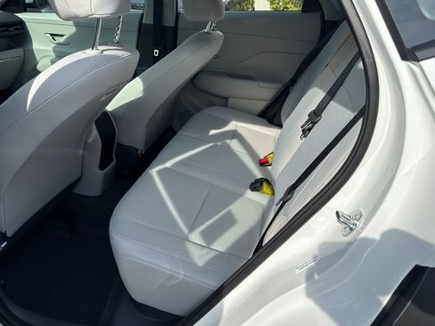 New 2026 Hyundai Kona SE image 20