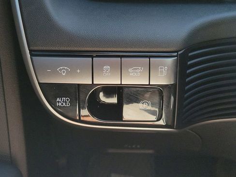 Used 2025 Hyundai Ioniq 5 SEL image 30