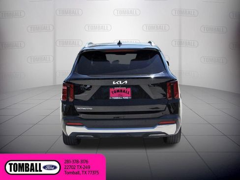 Used 2024 Kia Sorento SX FWD image 7
