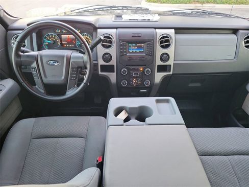 Used 2014 Ford F150 XLT w/ XLT Convenience Package image 9
