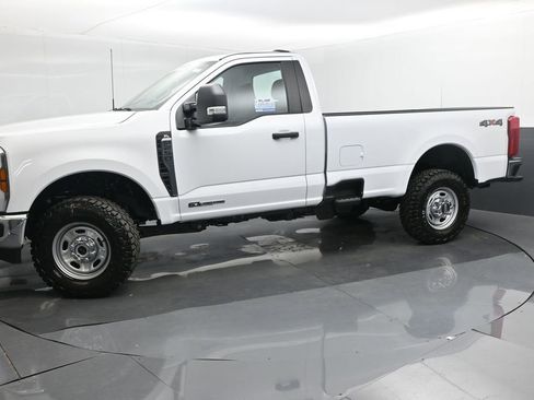 New 2026 Ford F250 XL AWD/4WD image 2