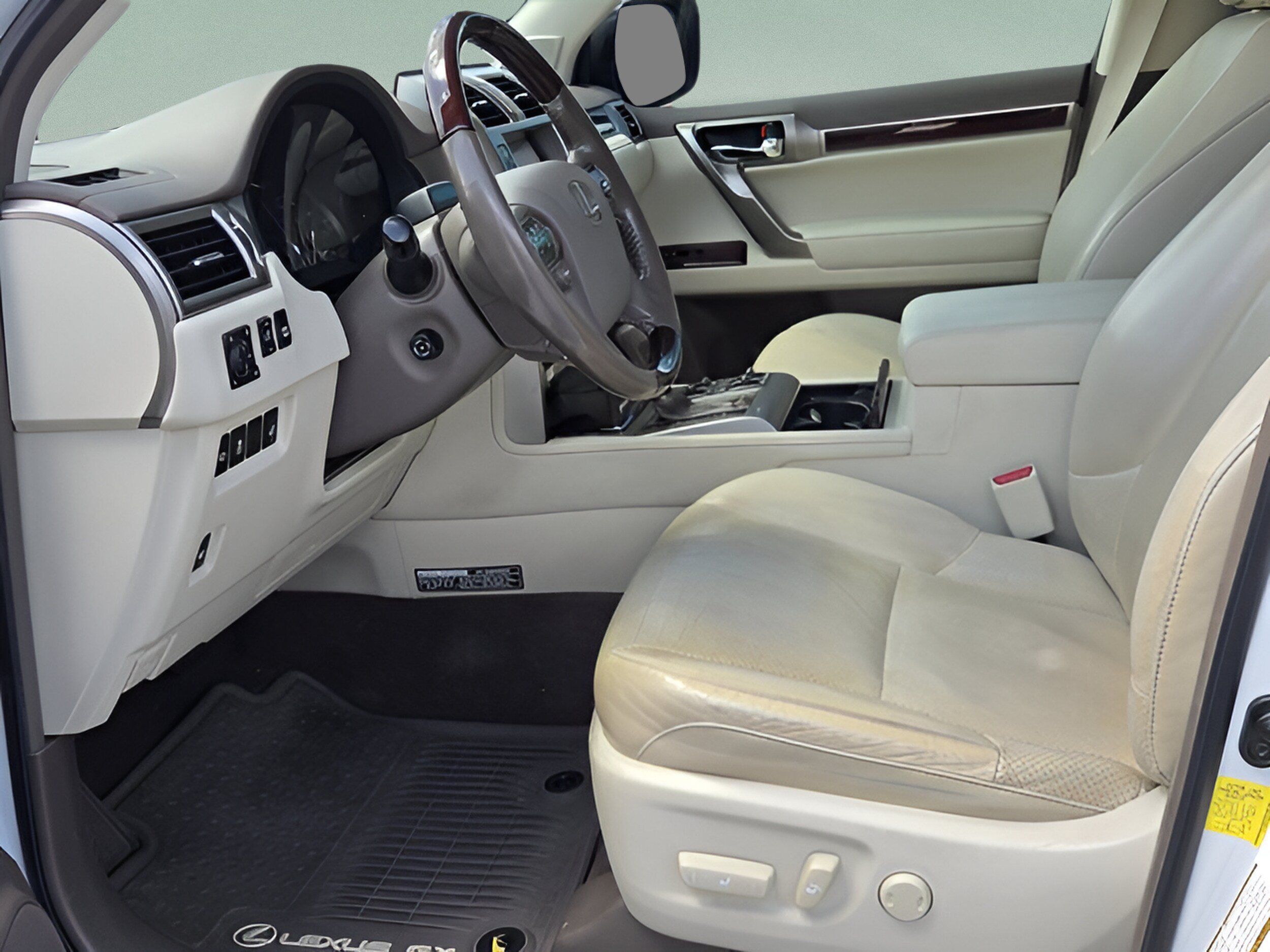 Used 2017 Lexus GX 460 Luxury AWD/4WD image 9