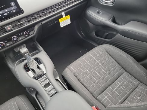 New 2027 Honda HR-V LX image 26