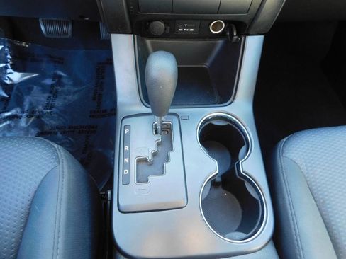 Used 2013 Kia Sorento LX image 14