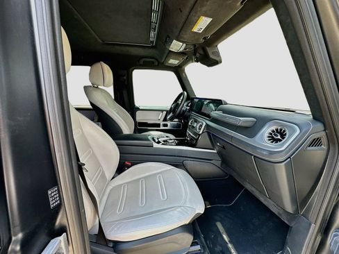 Used 2024 Mercedes-Benz G 550 image 30