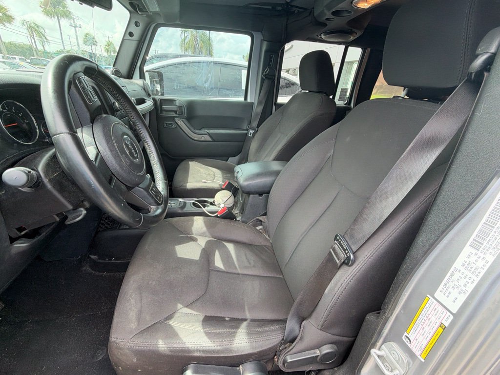 Used 2014 Jeep Wrangler Unlimited Sport w/ Quick Order Package 24S AWD/4WD image 13