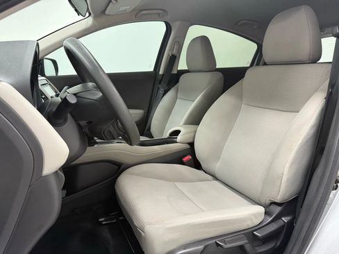 Used 2019 Honda HR-V LX image 20