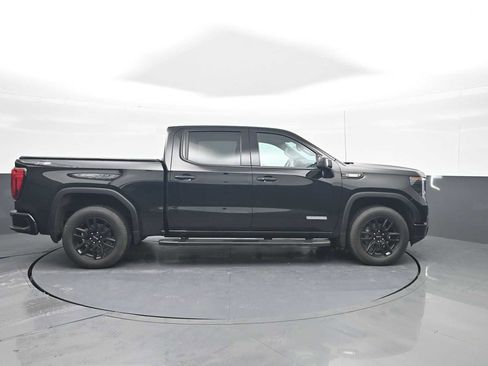 Used 2022 GMC Sierra 1500 Elevation w/ Elevation Premium Package image 9